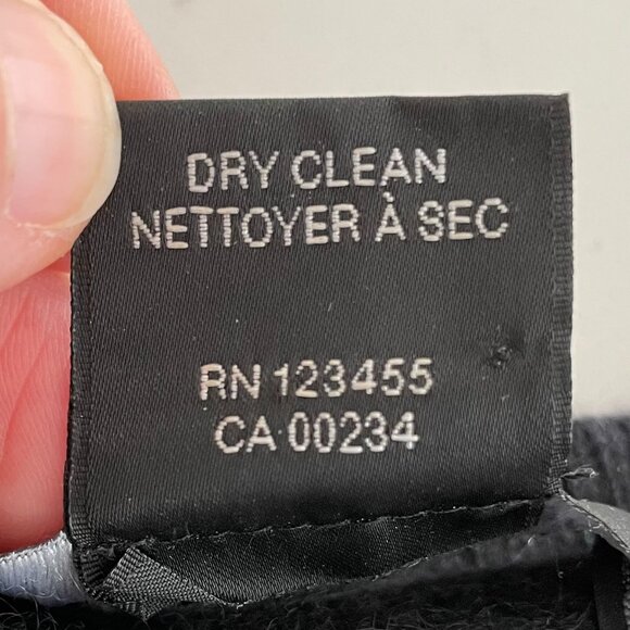 Lord & Taylor Cashmere LS V Neck Ombre 100% Cashmere Sweater Grey Cream XS NWOT - Picture 12 of 13